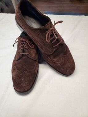 Saks Fifth Avenue Men's 7 Suede Wingtip Brogue Oxford Made in Italy Vera Gomma
